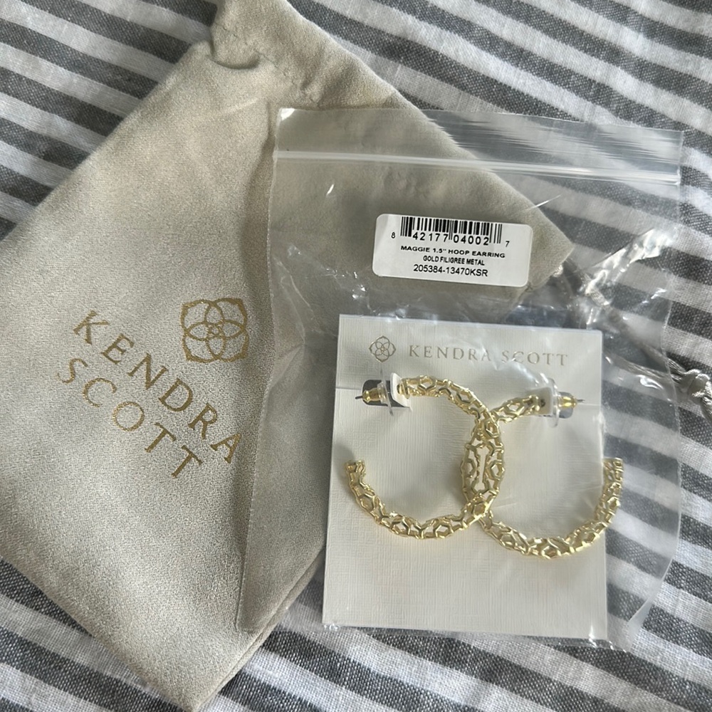 Kendra Scott Hoops
